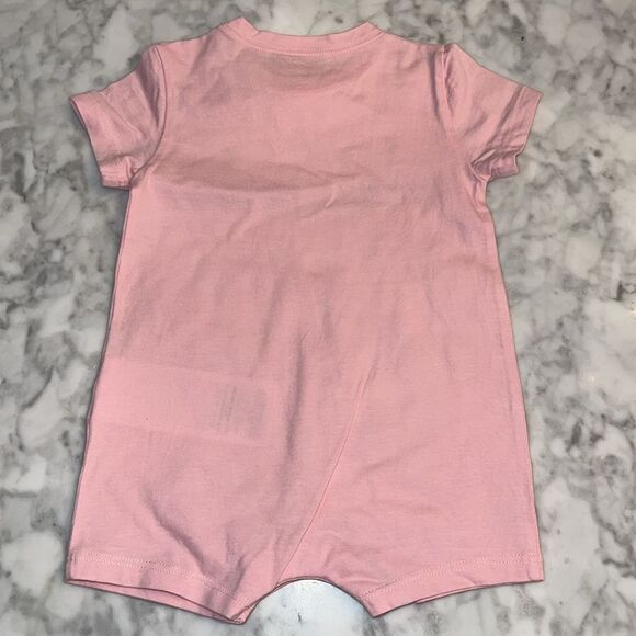 GUCCI PINK LOGO 3 PIECE BABYSUIT GIFT SET 3/6M - Picture 13 of 15